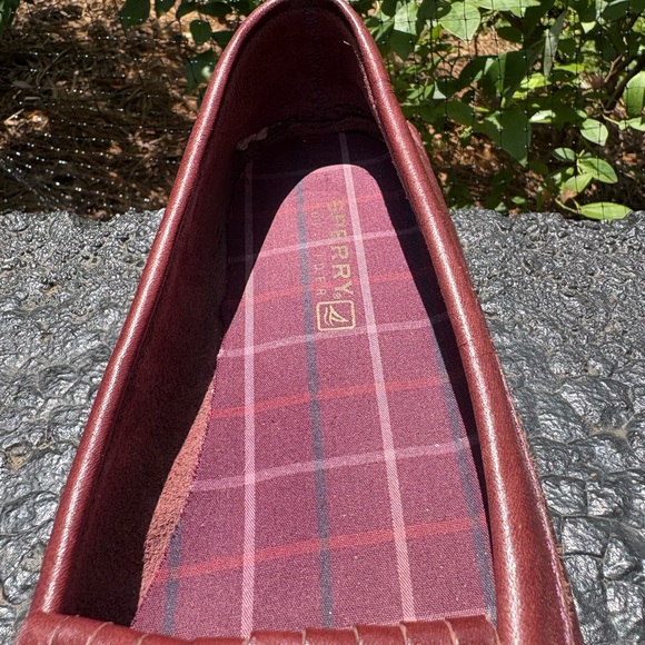 Sperry Burgundy Leather Women’s Classic Loafers Size 8.5 - Picture 8 of 9